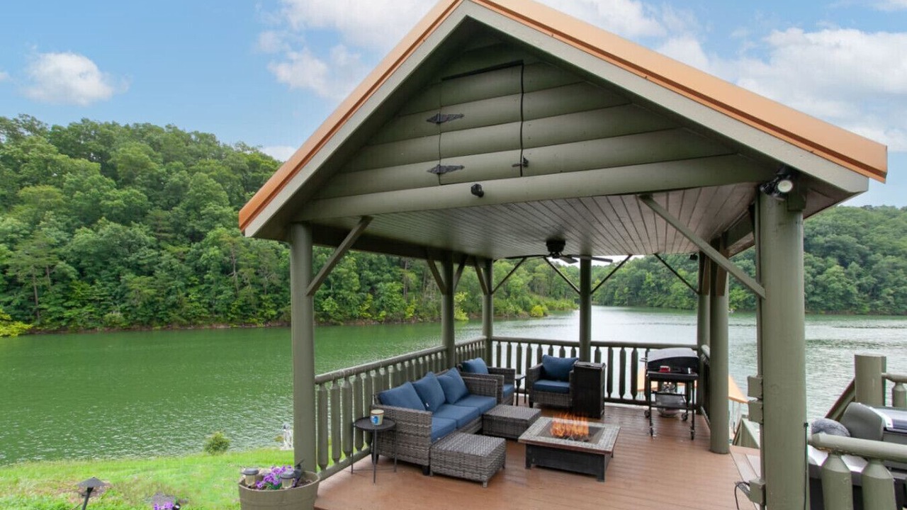 Photo of Outdoor in Dandridge