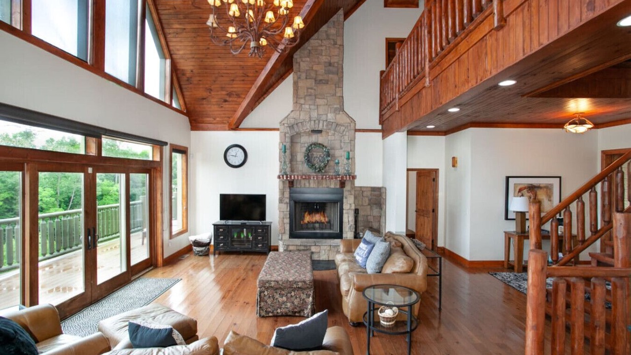 Photo of Livingroom in Dandridge