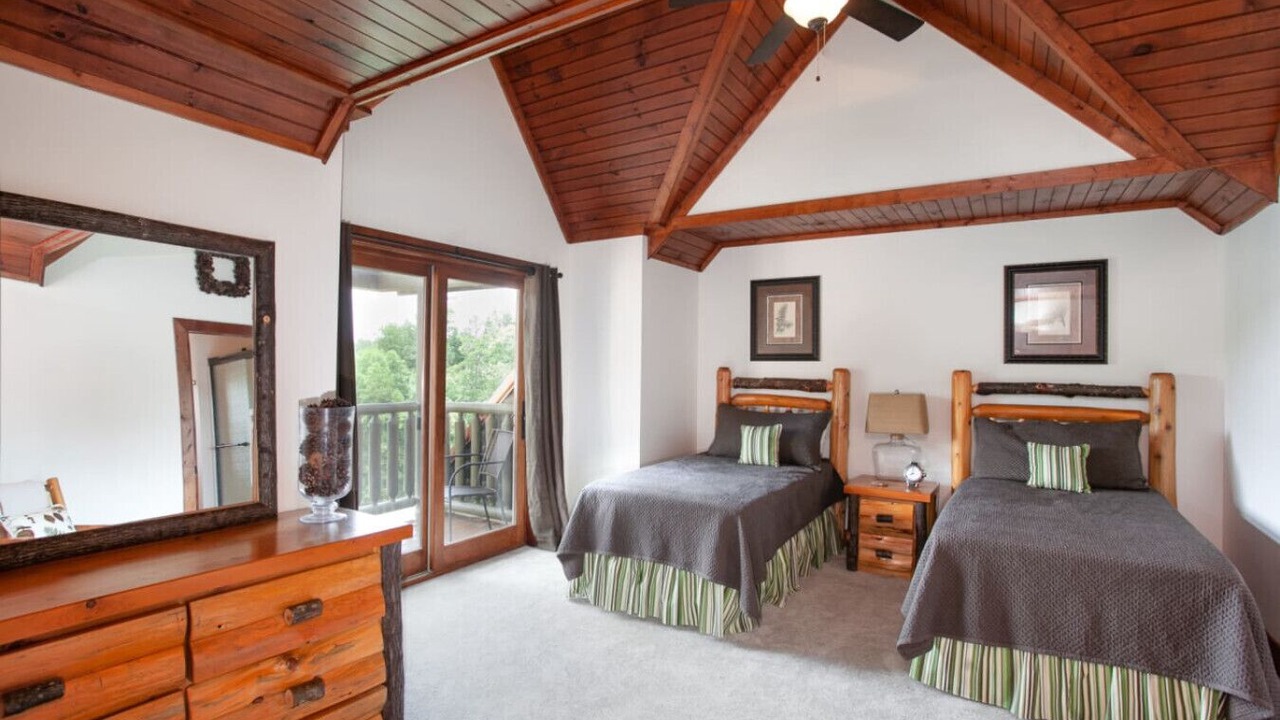 Photo of Bedroom in Dandridge