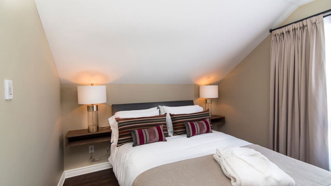 Photo of Bedroom in Saint-Sauveur
