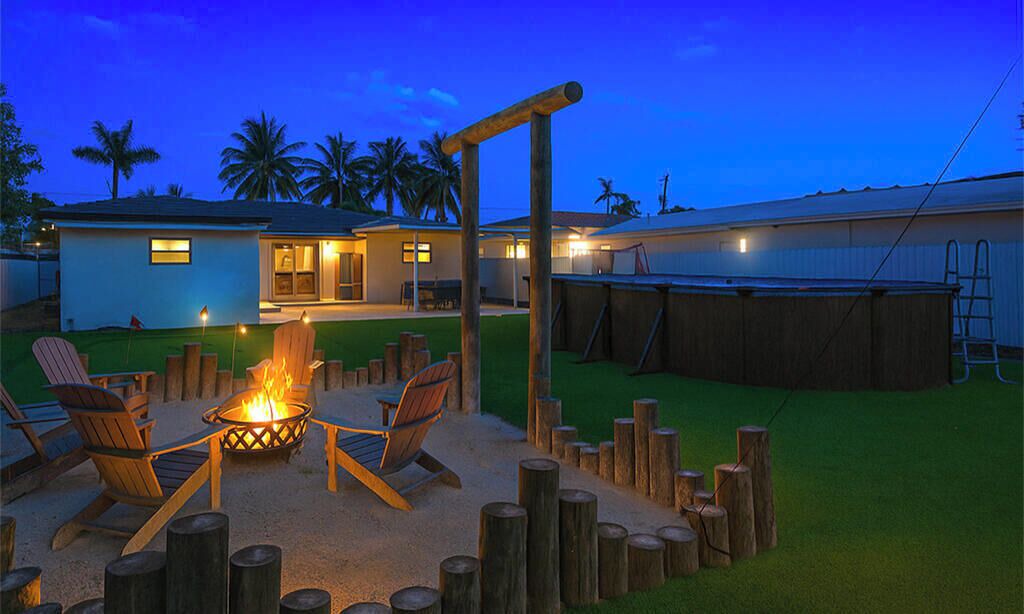 Photo of Outdoor in Tamiami