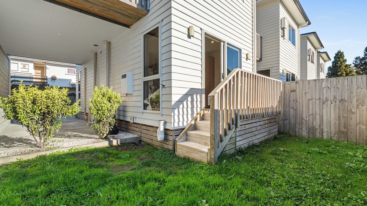 Photo of Outdoor in Hamilton East