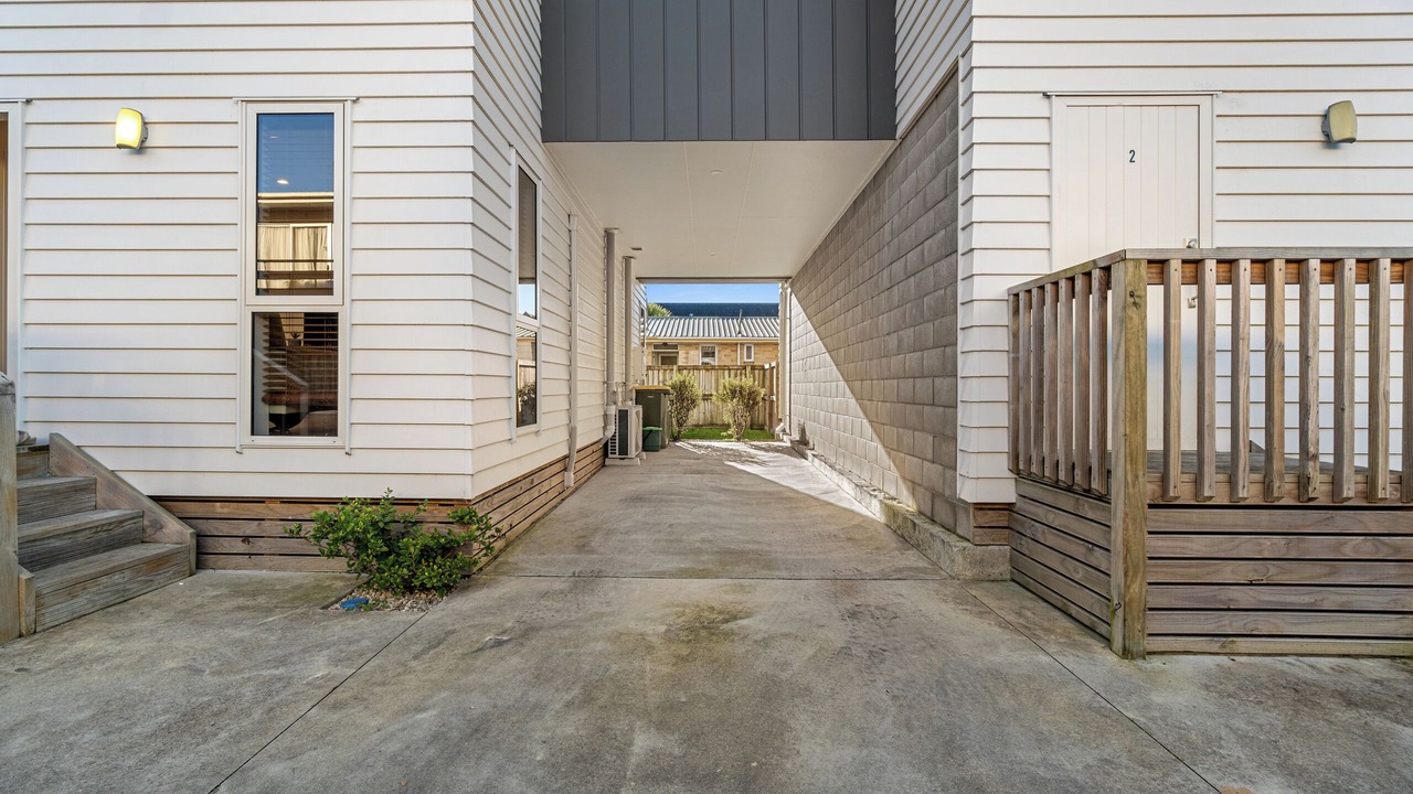 Photo of Outdoor in Hamilton East