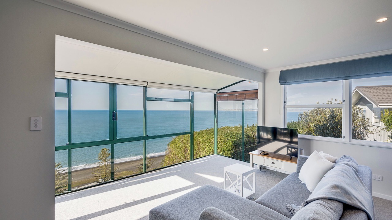 Photo of Livingroom in Bluff Hill