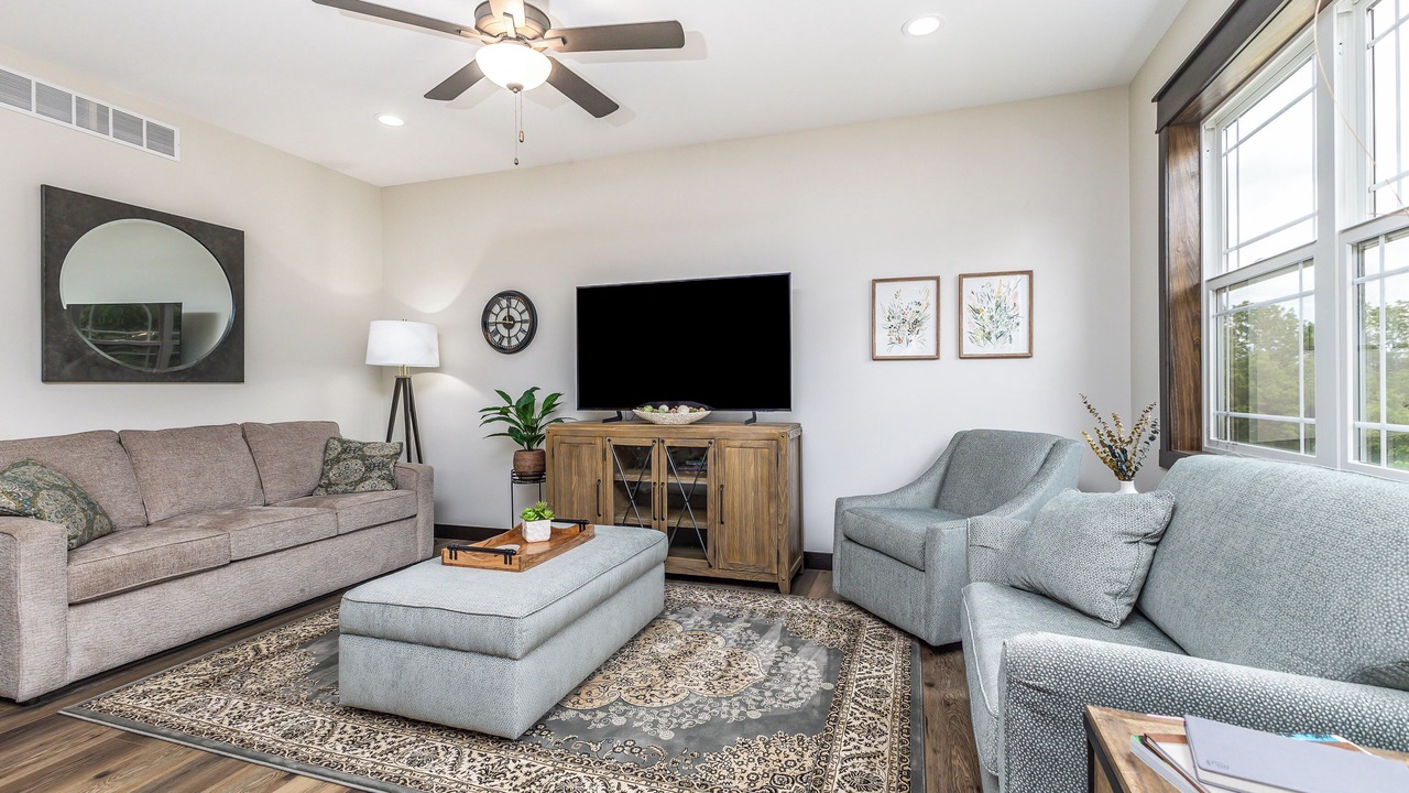 Photo of Livingroom in The Galena Territory