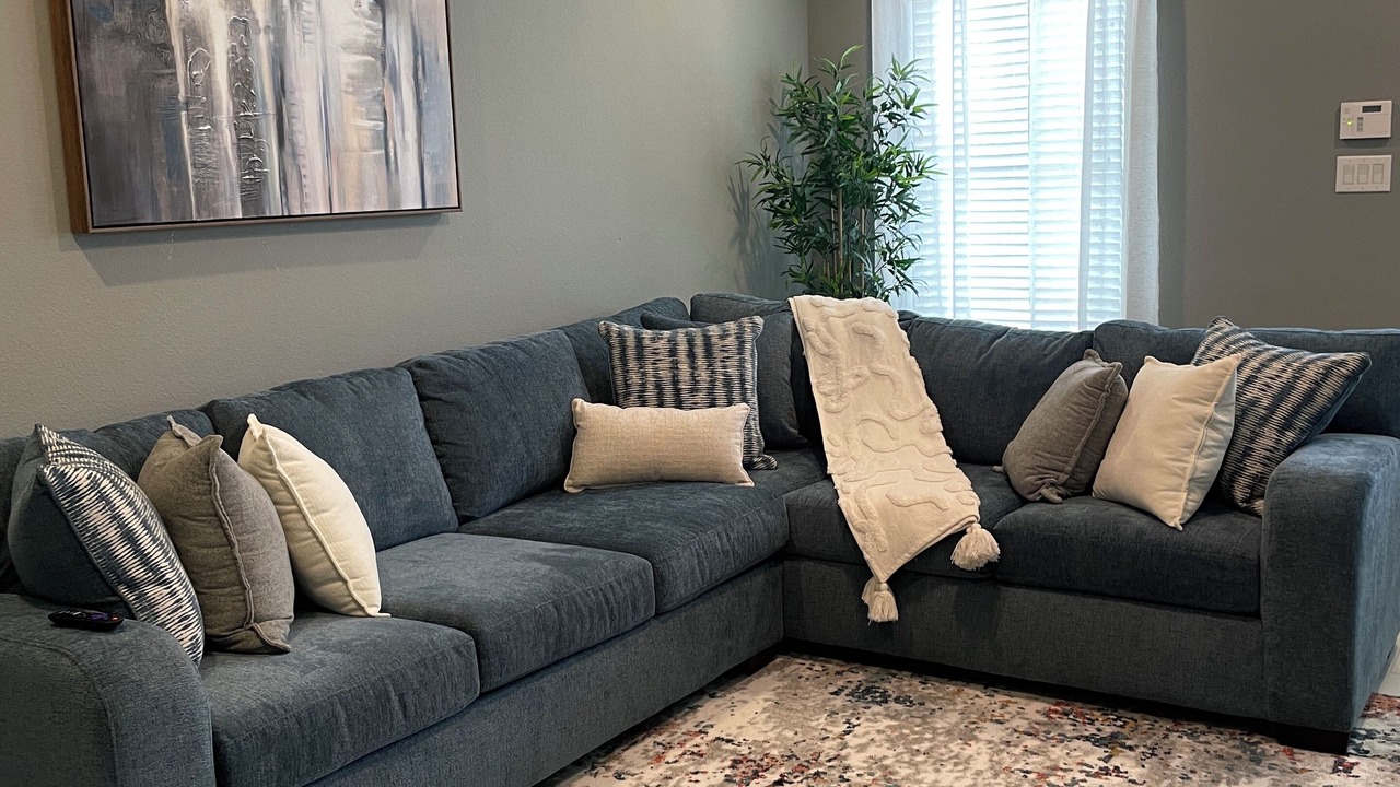 Photo of Livingroom in Northside