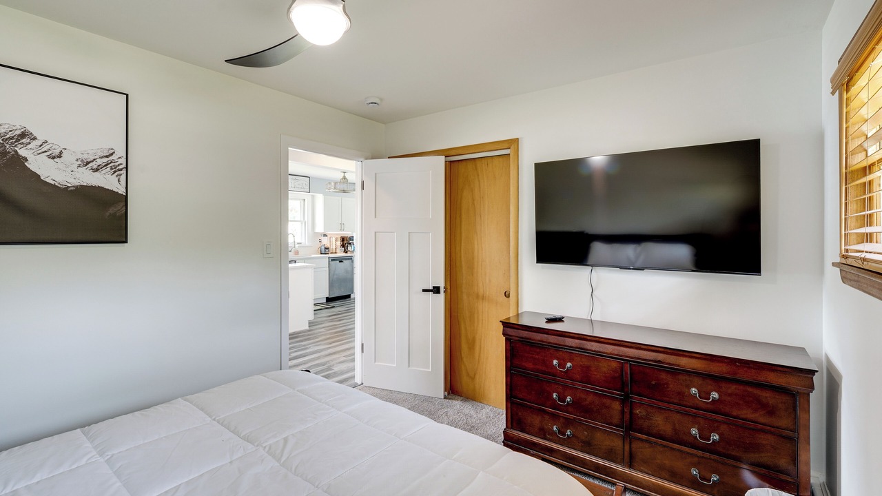 Photo of Bedroom in McHenry