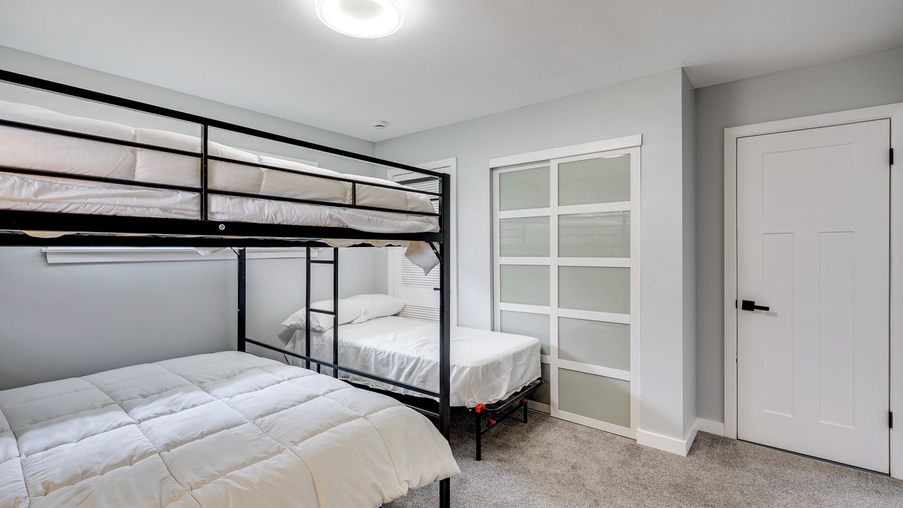 Photo of Bedroom in McHenry