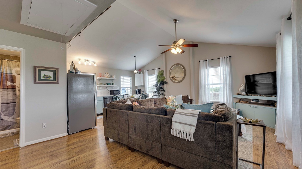 Photo of Livingroom in Long Mott