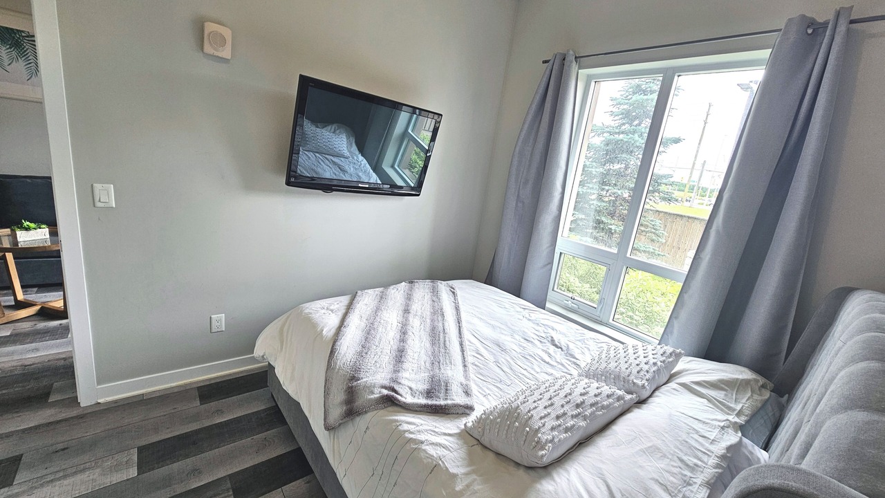 Photo of Bedroom in West Oak Trails