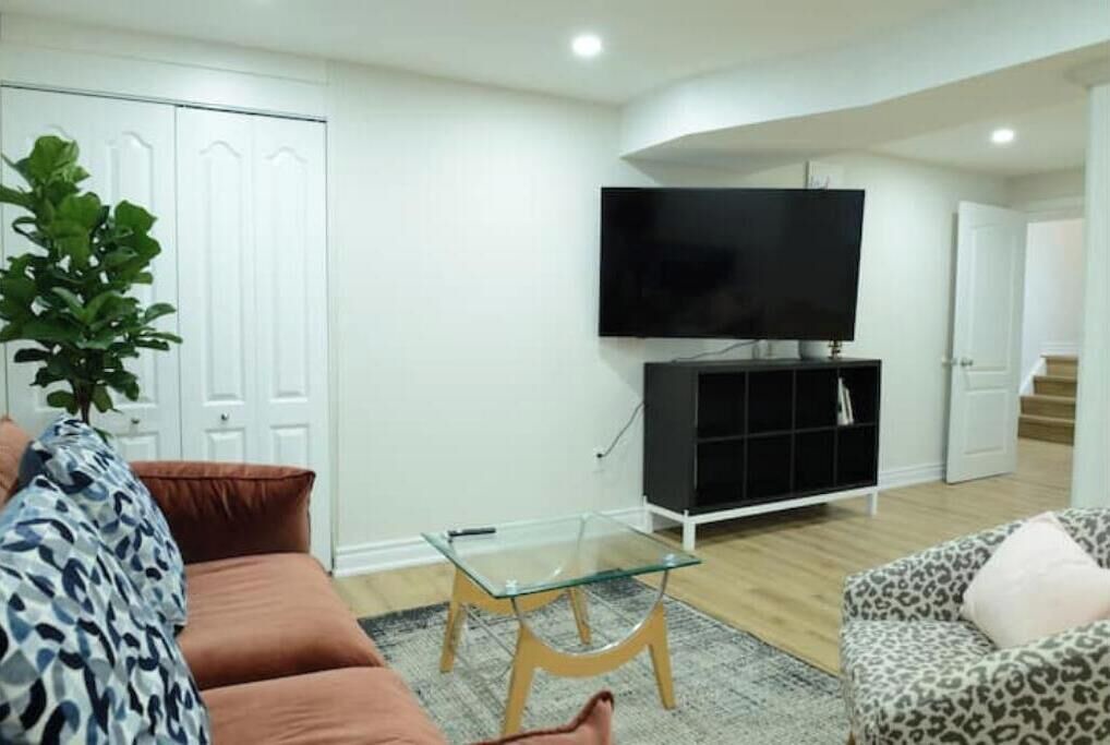 Photo of Livingroom in Richmond Hill