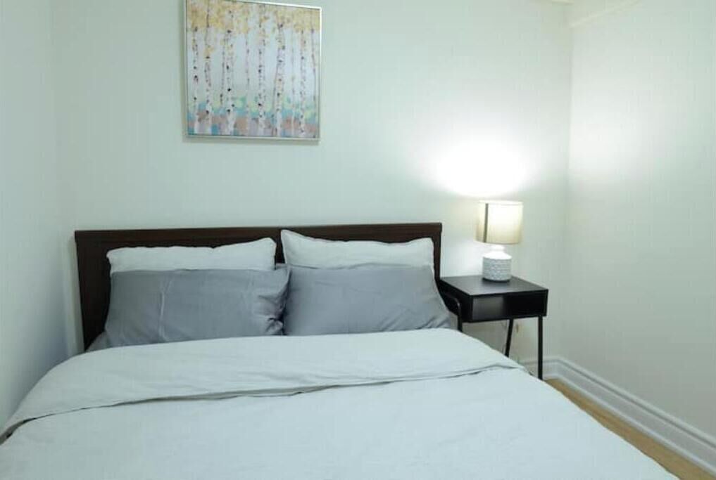 Photo of Bedroom in Richmond Hill