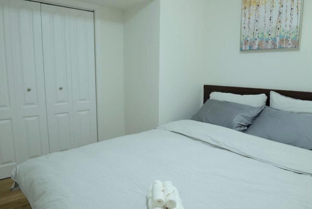 Photo of Bedroom in Richmond Hill