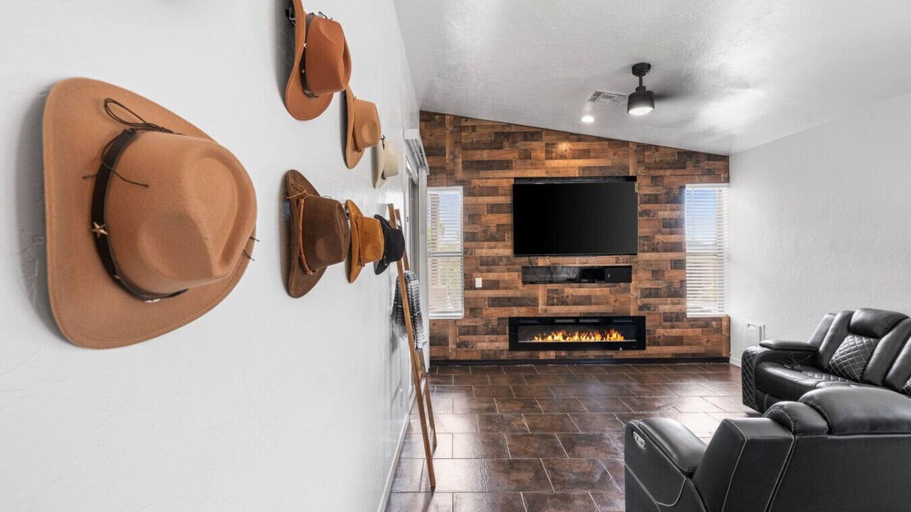 Photo of Livingroom in Tucson