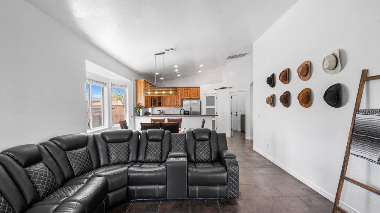 Photo of Livingroom in Tucson
