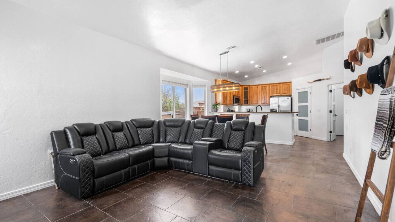 Photo of Livingroom in Tucson