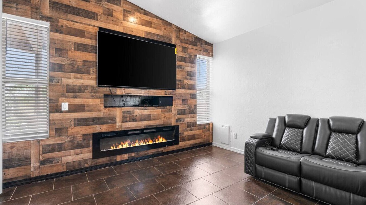 Photo of Livingroom in Tucson