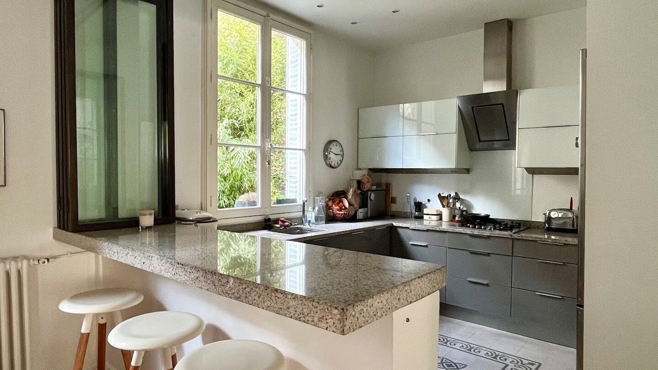 Photo of Kitchen in 15th Arrondissement