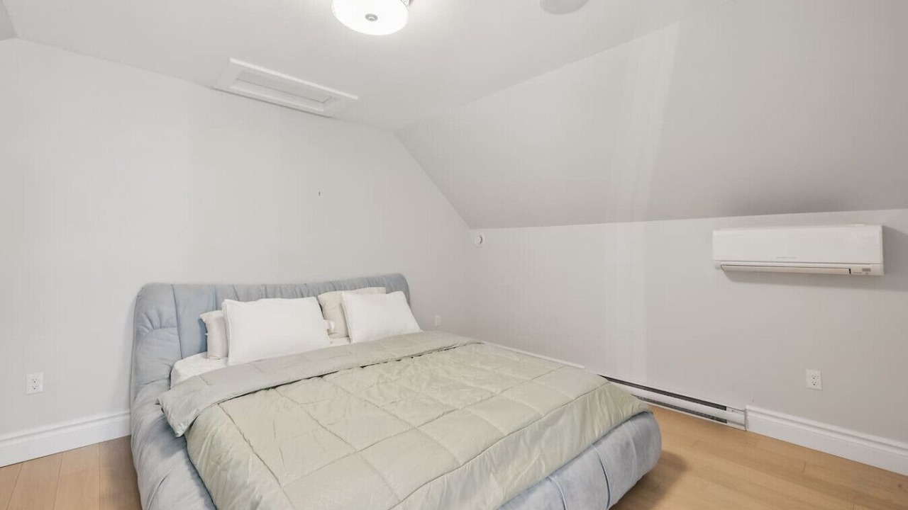 Photo of Bedroom in Hammonds Plains