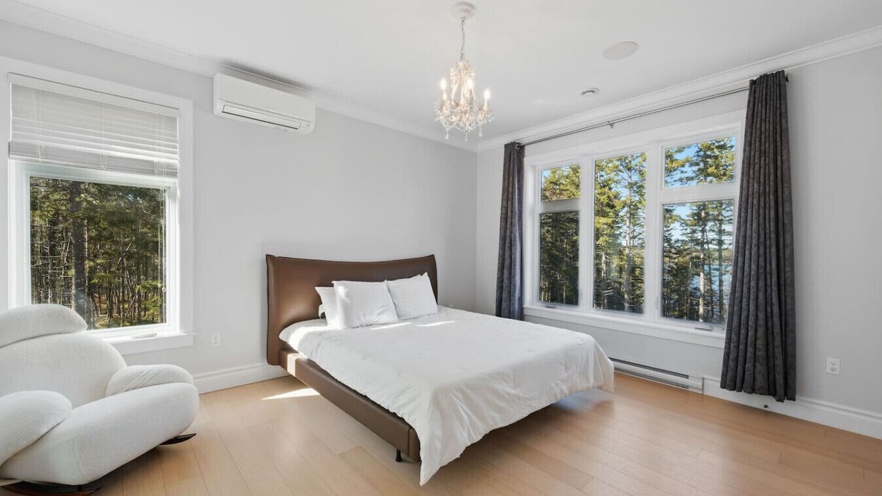 Photo of Bedroom in Hammonds Plains