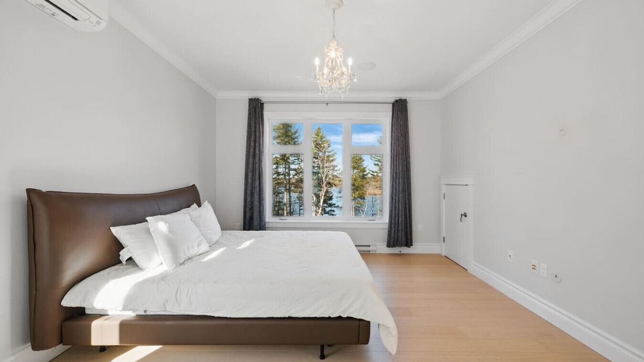 Photo of Bedroom in Hammonds Plains