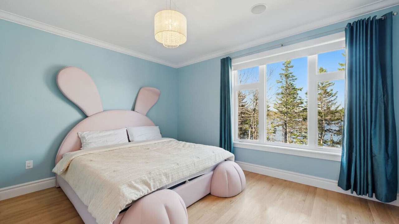 Photo of Bedroom in Hammonds Plains