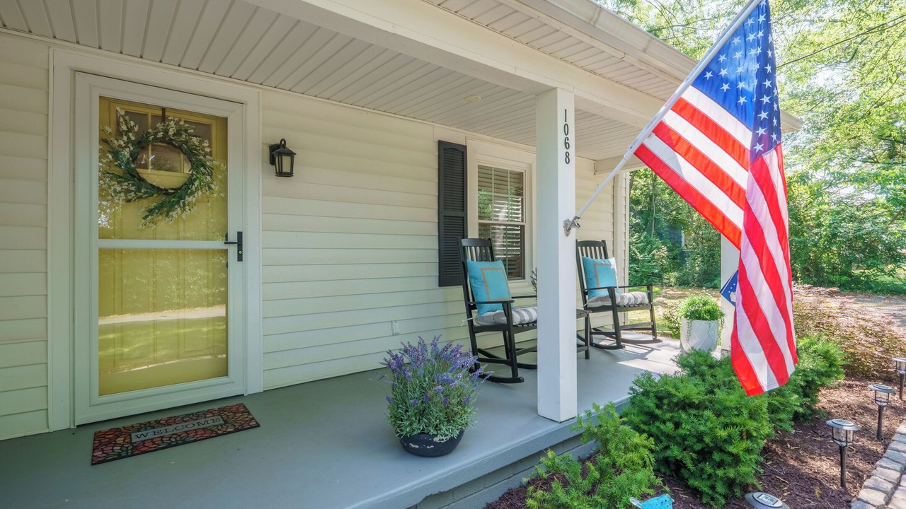 Photo of Patio Balcony in Hickory