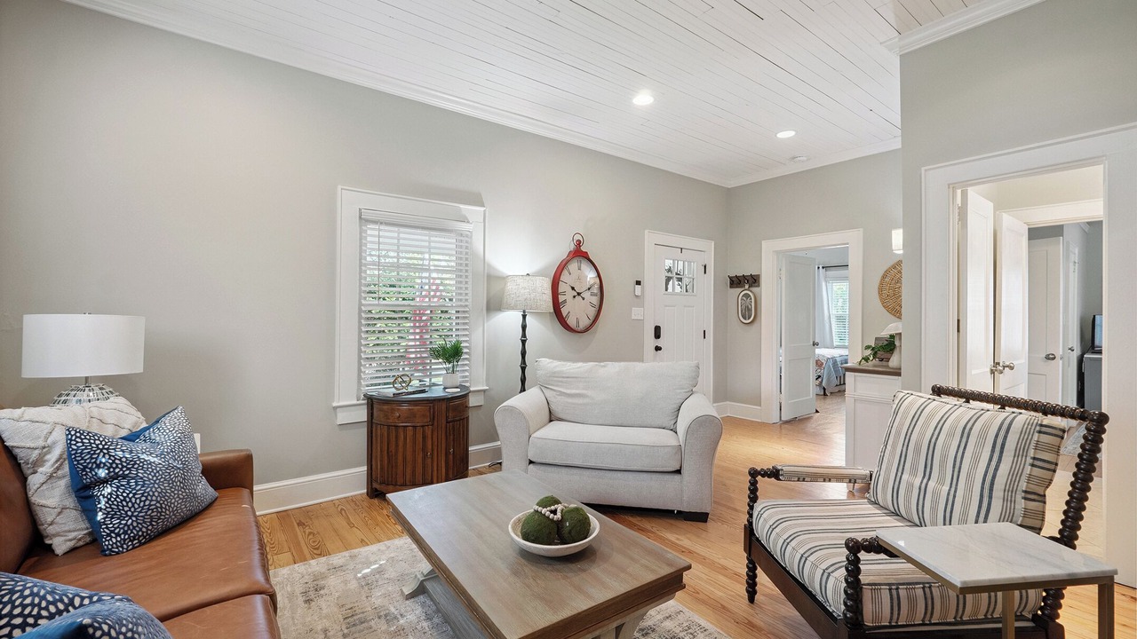 Photo of Livingroom in Hickory