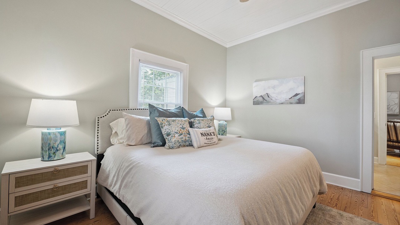 Photo of Bedroom in Hickory