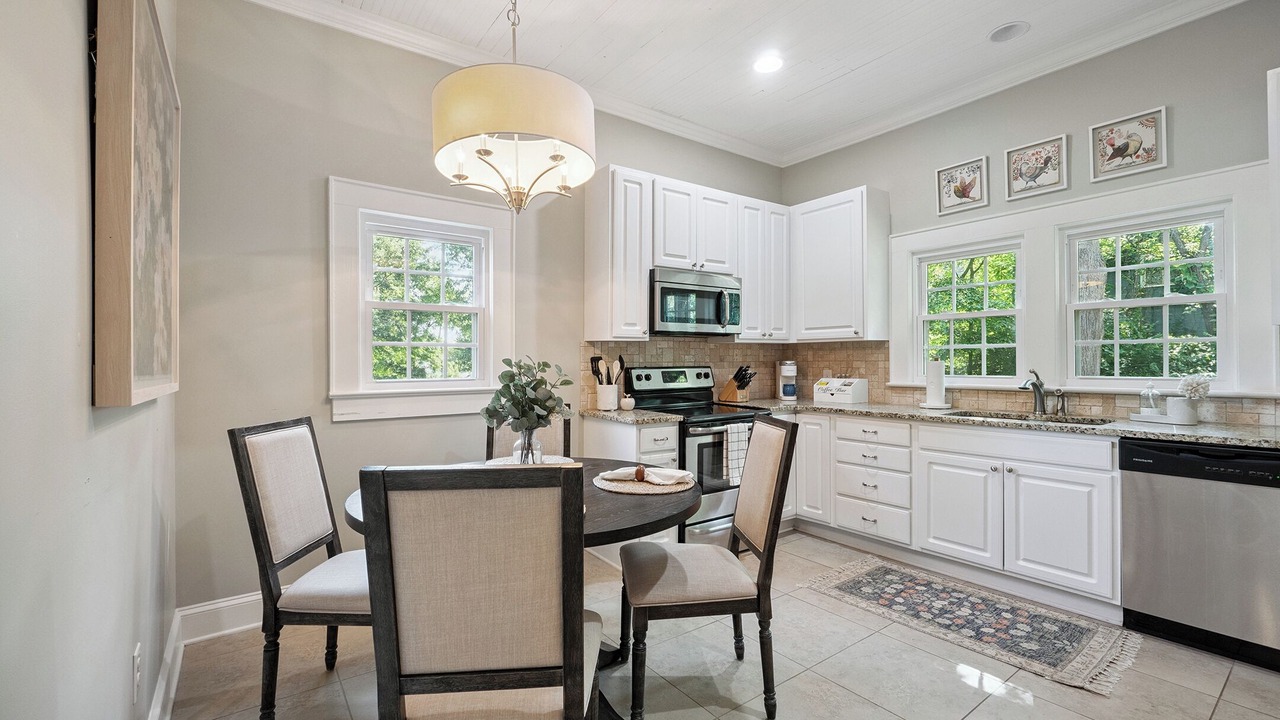 Photo of Kitchen in Hickory