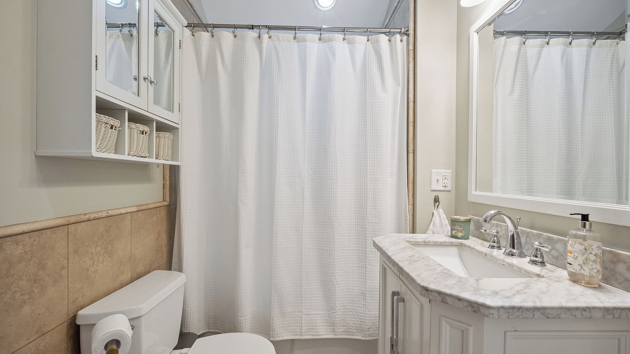 Photo of Bathroom in Hickory