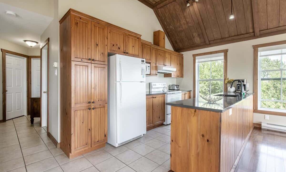 Photo of Kitchen in Petite-Riviere-Saint-Francois