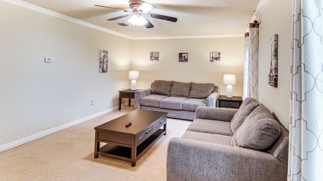Photo of Livingroom in South Arlington