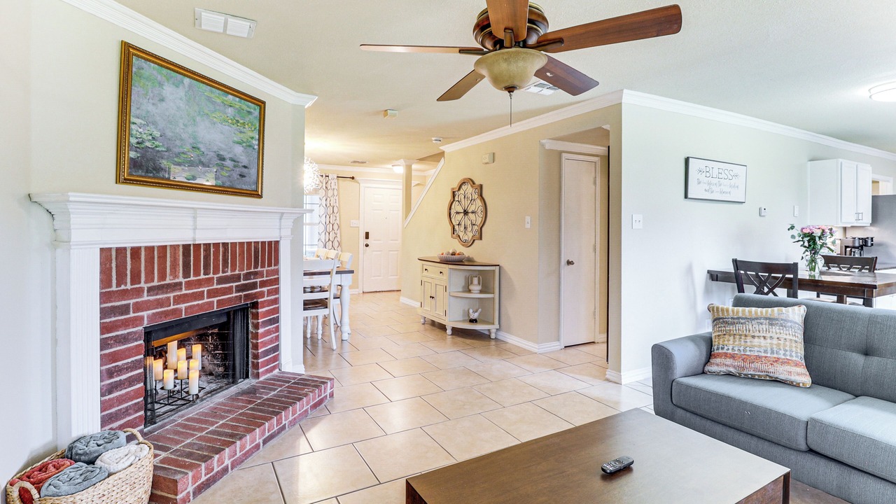 Photo of Livingroom in South Arlington