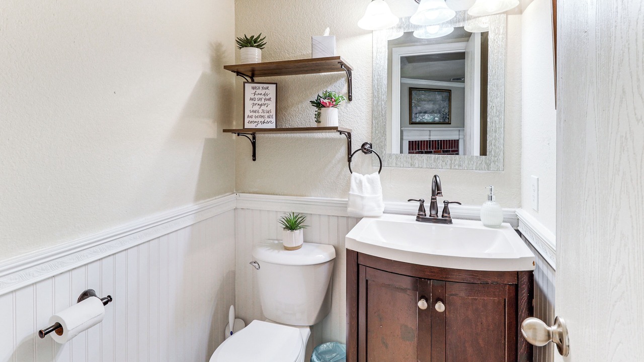 Photo of Bathroom in South Arlington