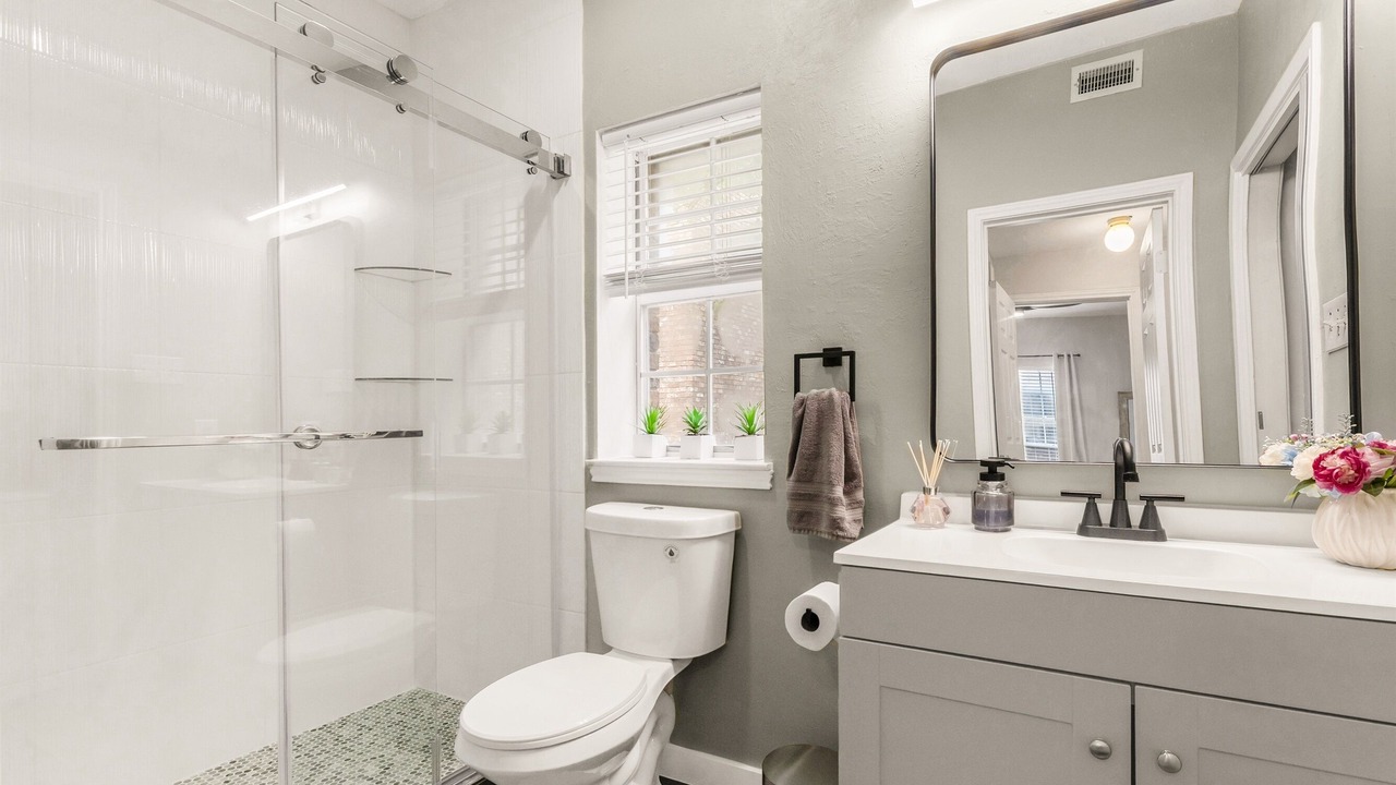 Photo of Bathroom in Northgate