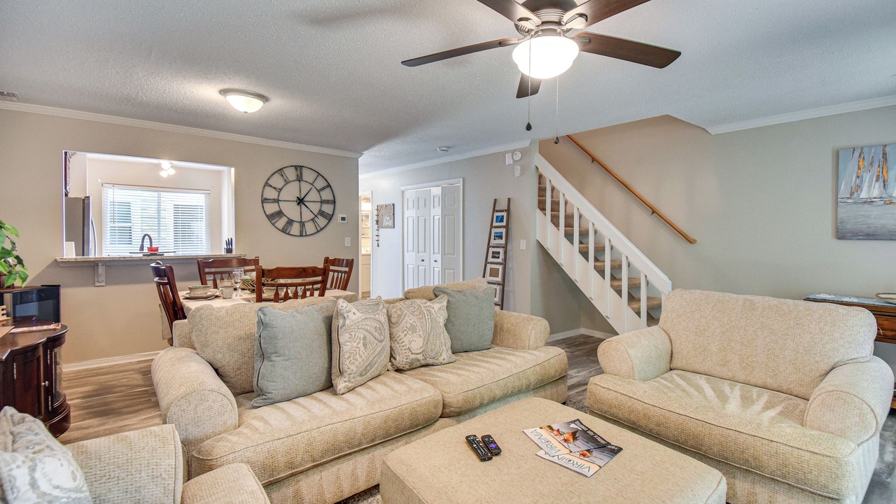 Photo of Livingroom in Virginia Beach