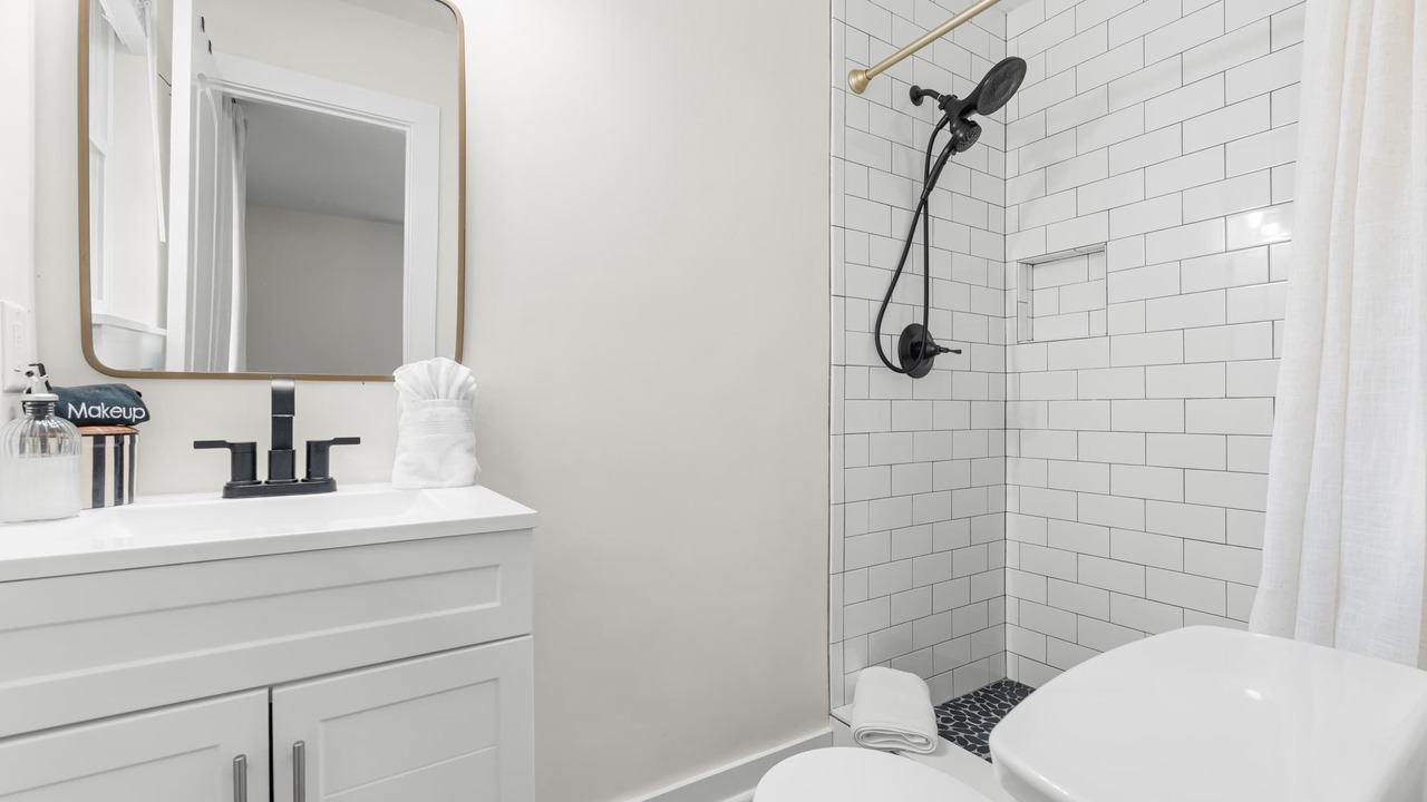 Photo of Bathroom in Saint Simons Heights