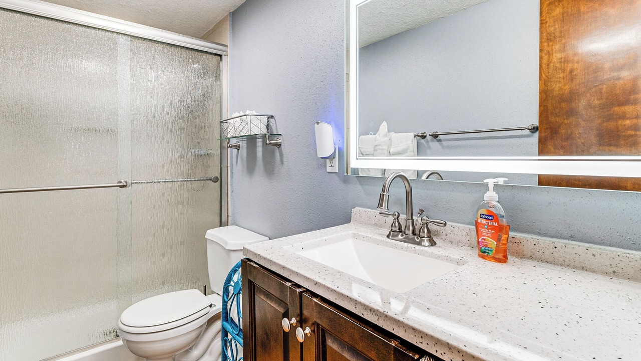 Photo of Bathroom in Cape Royale