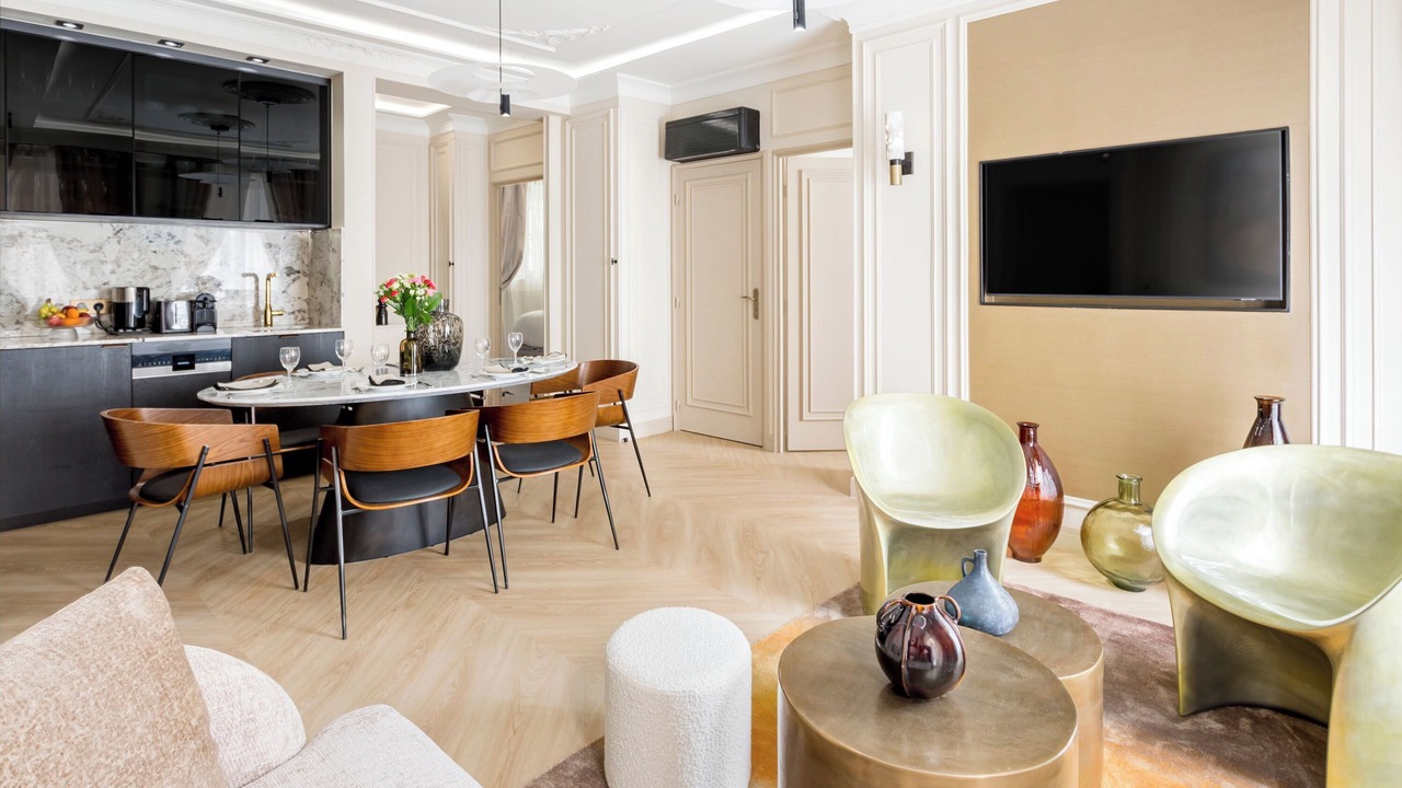 Photo of Livingroom in Arts-et-Metiers
