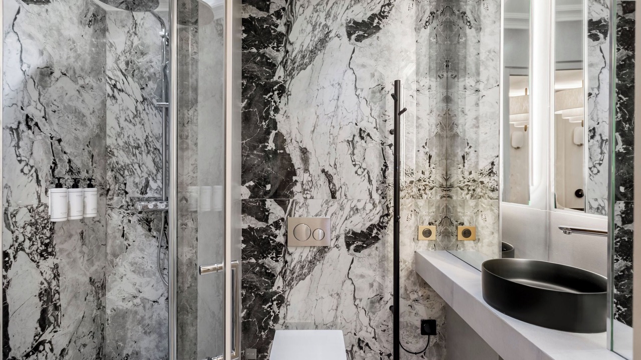 Photo of Bathroom in Arts-et-Metiers