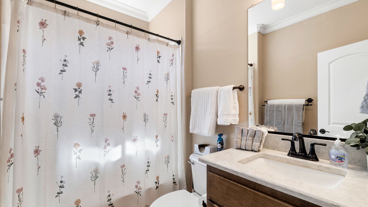 Photo of Bathroom in Encanterra