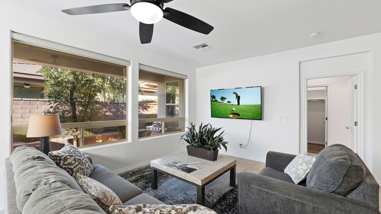 Photo of Livingroom in San Tan Valley