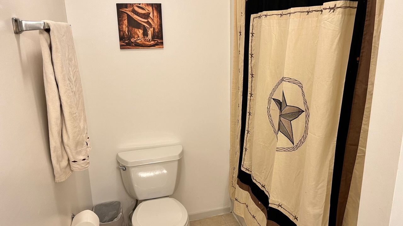 Photo of Bathroom in Tanglewood Forest