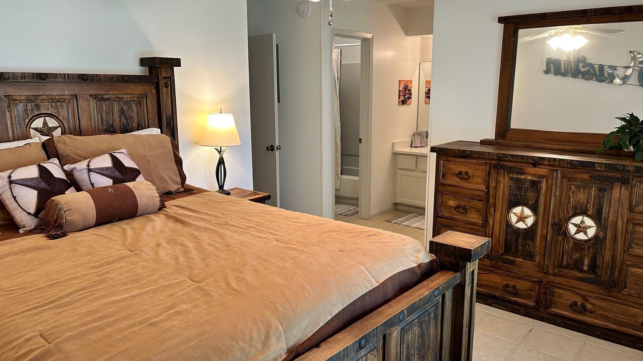 Photo of Bedroom in Tanglewood Forest