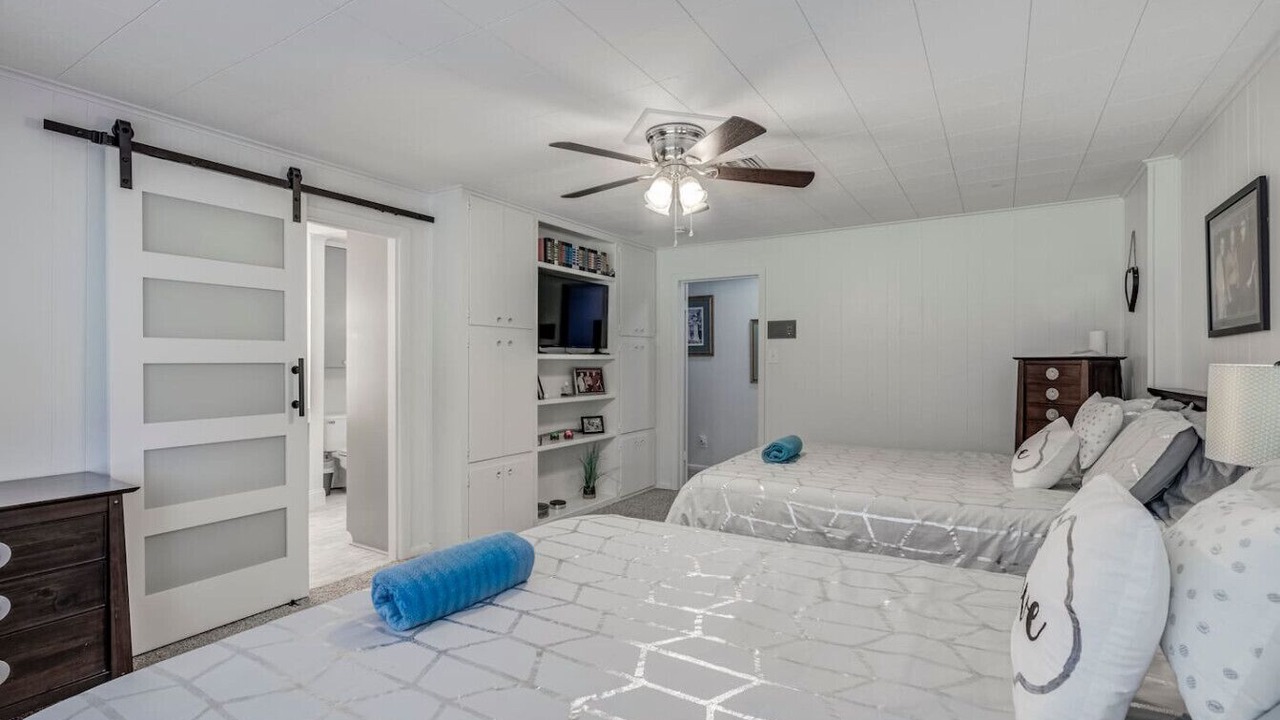 Photo of Bedroom in Panorama Village