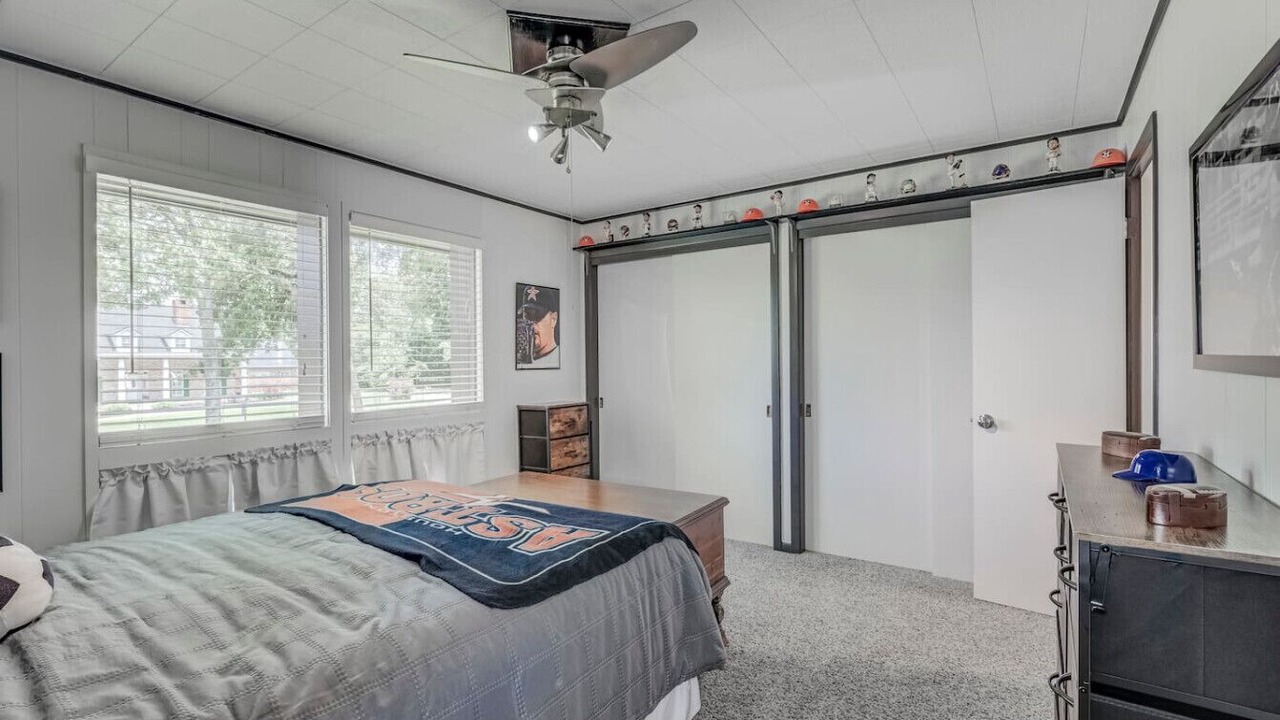 Photo of Bedroom in Panorama Village