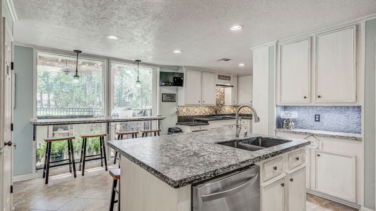 Photo of Kitchen in Panorama Village