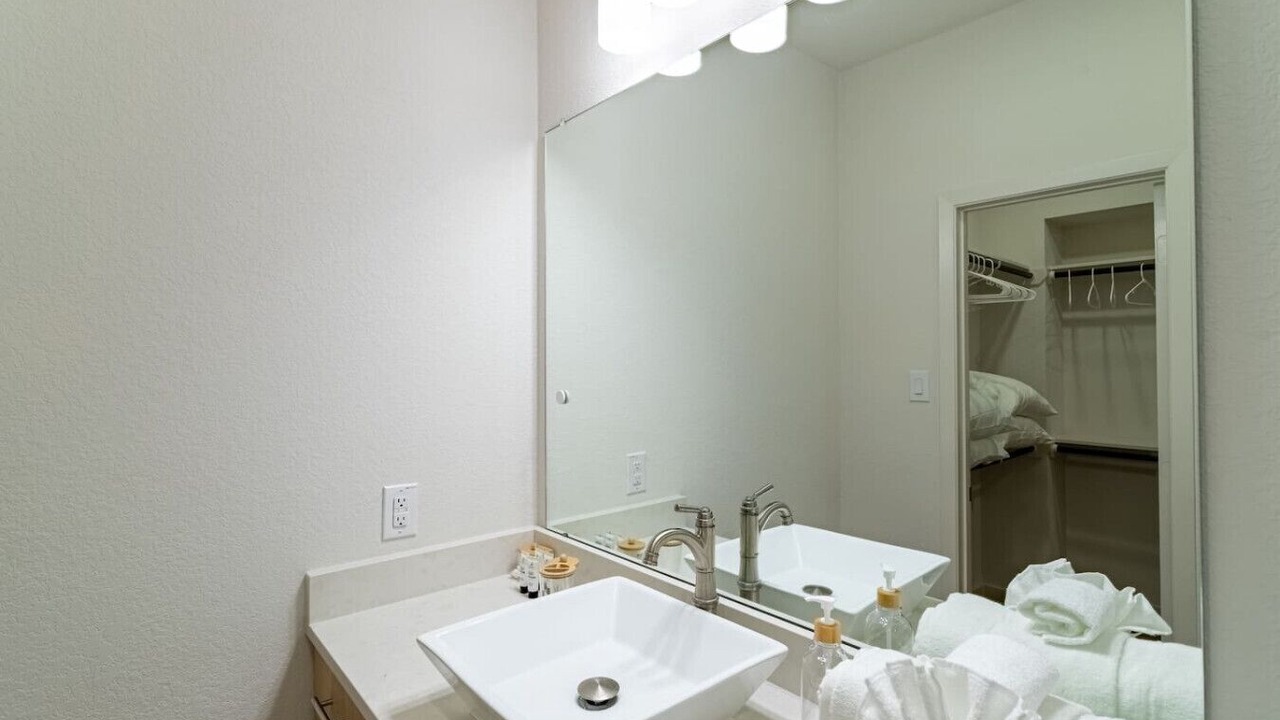 Photo of Bathroom in Roman Forest