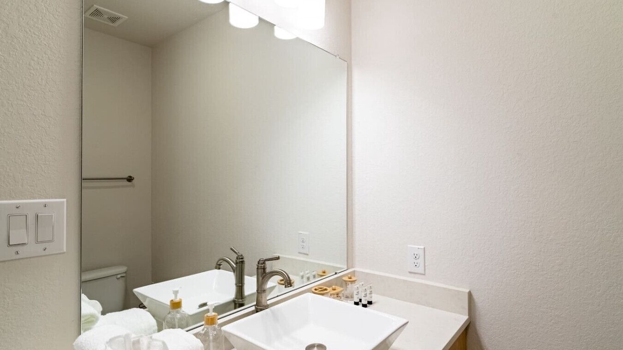 Photo of Bathroom in Roman Forest